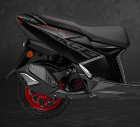 SIDE PANEL COVER RIGHT